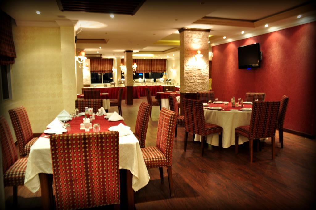 Al Higgi Hotel Янбу Экстерьер фото