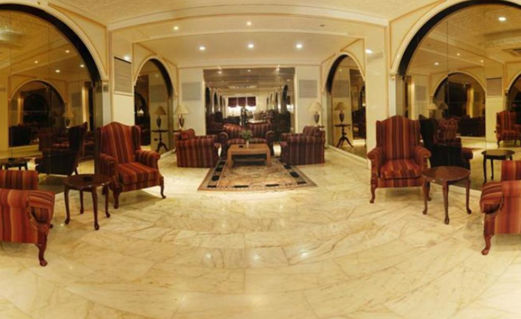 Al Higgi Hotel Янбу Экстерьер фото